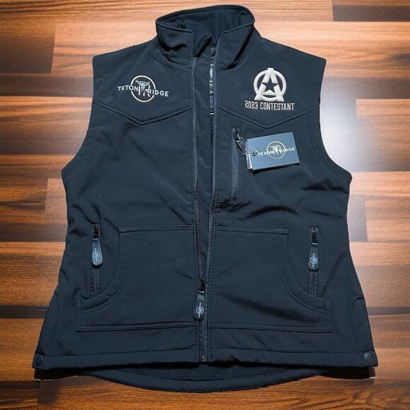 TETON RIDGE 2023 American Rodeo Contestant Size XL Vest NWT Embroidered Official - Picture 1 of 5